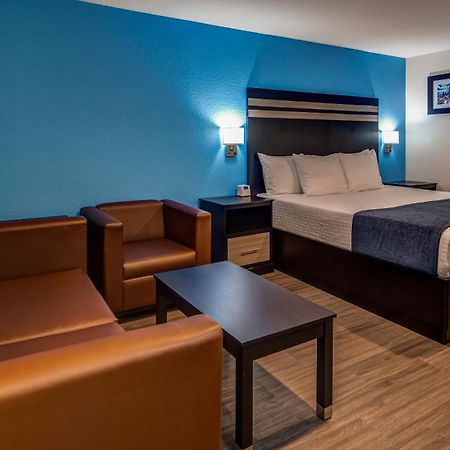 Surestay Plus Hotel By Best Western Humble Exteriér fotografie